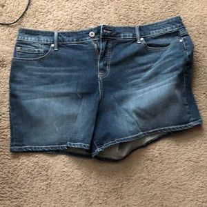 Torrid Denim 5” Short Deep Water